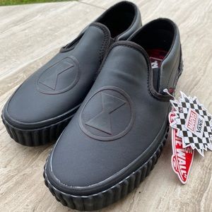 classic vans slip on black widow